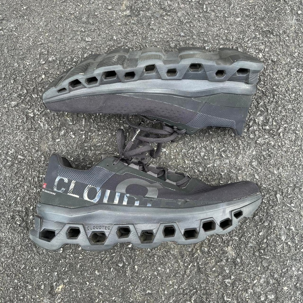 On Cloud Monster 2 triple black size 11.5